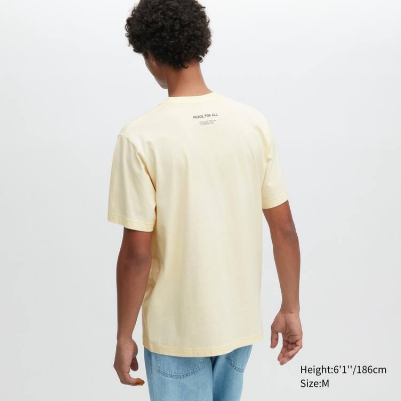 Uniqlo Peace For All Ut Graphic (Peanuts) Men's T Shirts Yellow | FKTPAN015