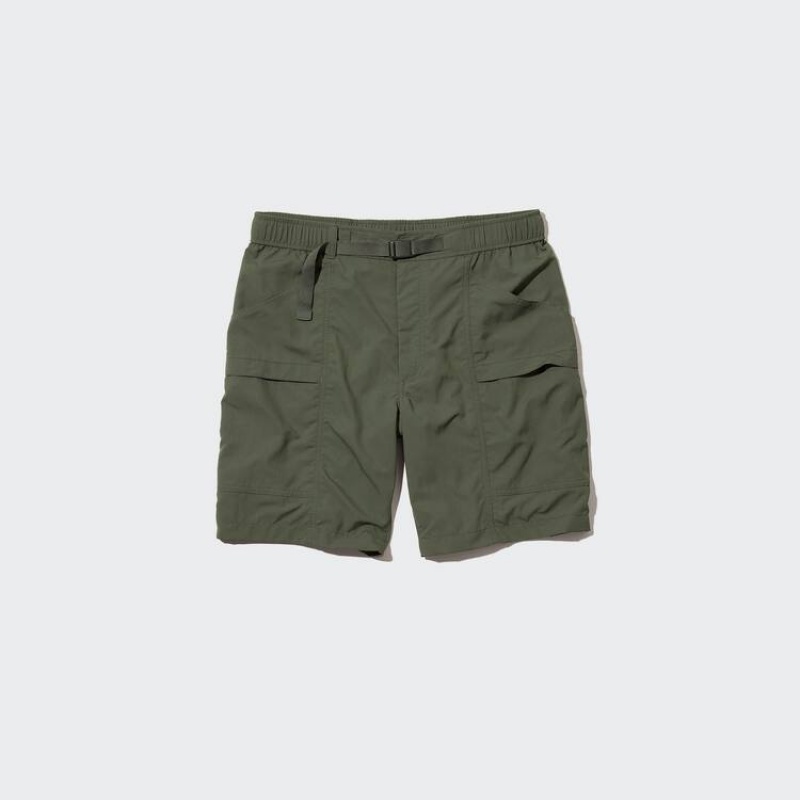 Uniqlo Utility Men\'s Shorts Olive | ETMHPB809